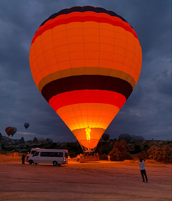 hot-air-balloon hot-air-balloon