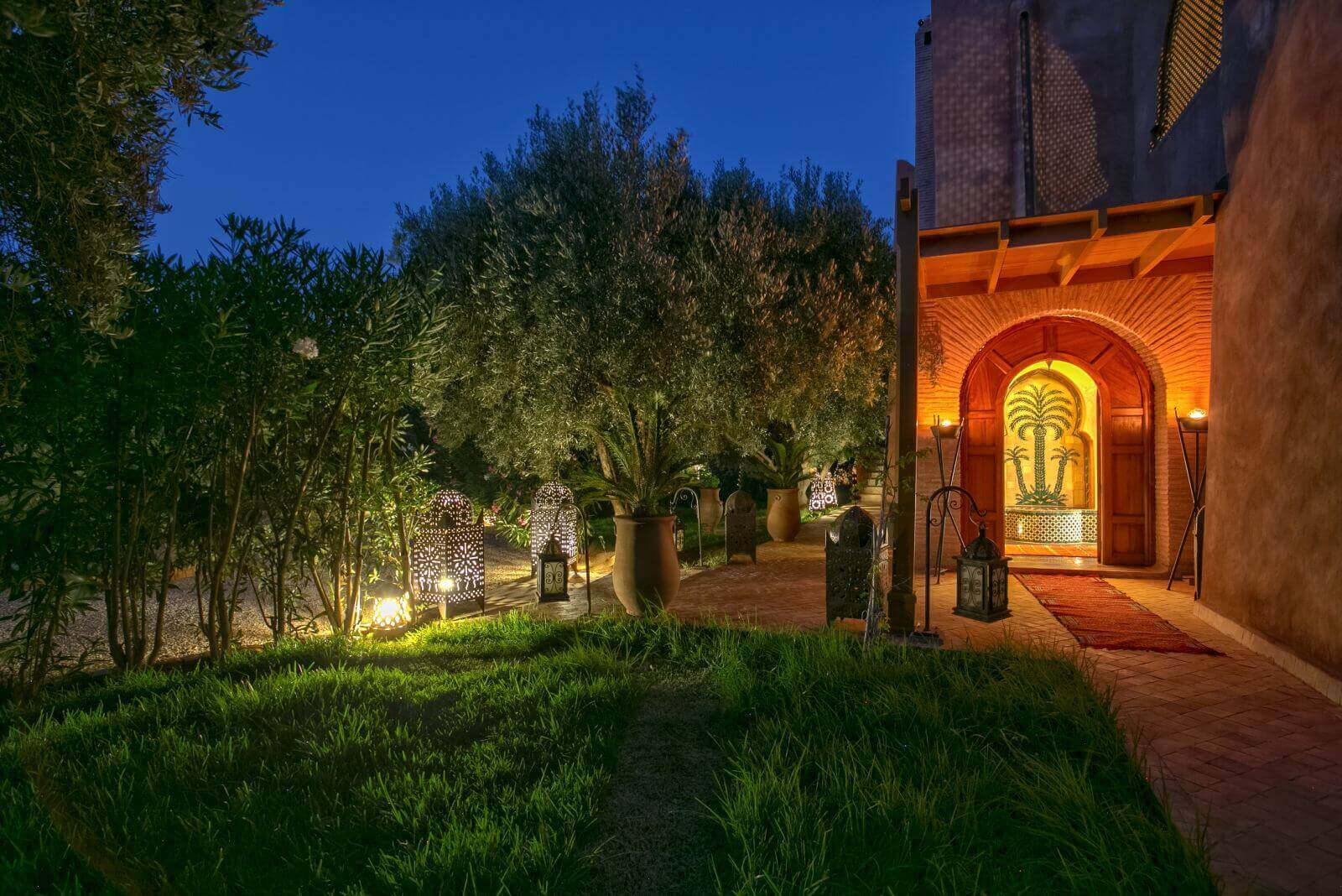 Riad-Villa-Blanche-Patio-Soiree